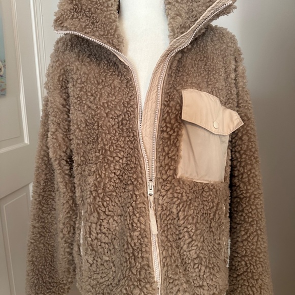 Women's Abercrombie Teddy Jacket Medium Tan Beige Zip Front - Picture 6 of 7